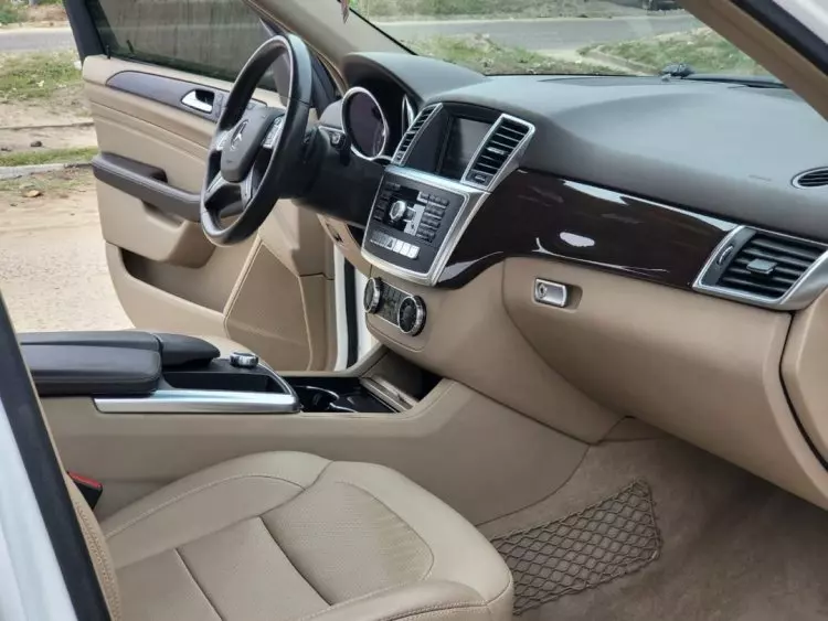 Mercedes-Benz ML 350