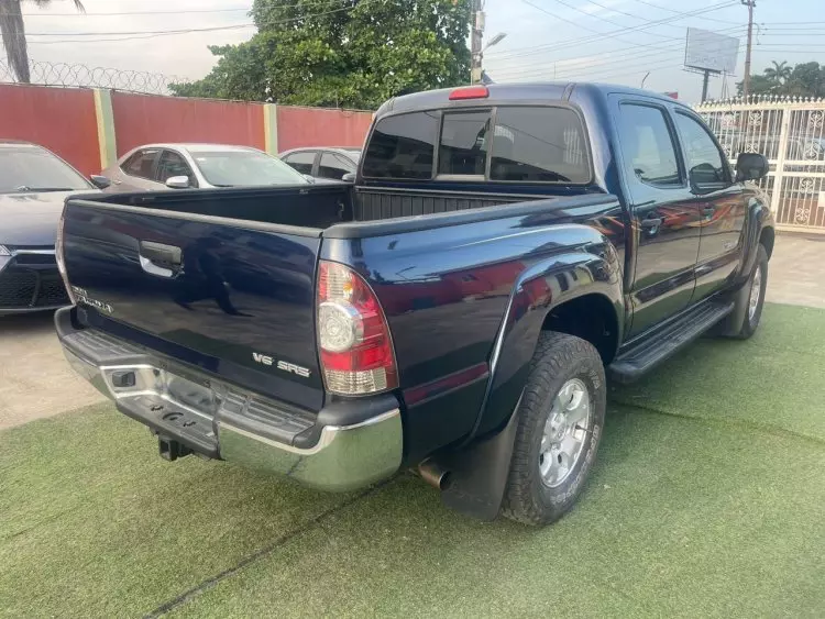 Toyota Tacoma