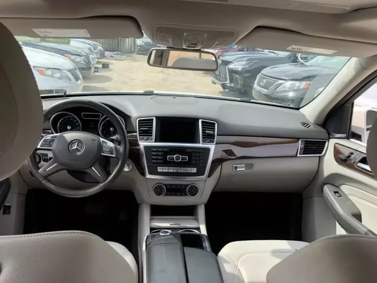 Mercedes-Benz ML 350