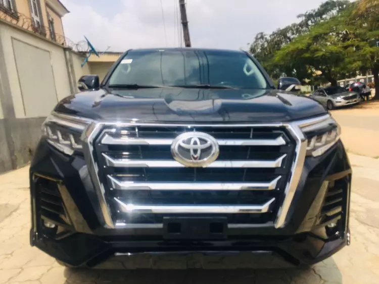 Toyota Land Cruiser Prado TX L