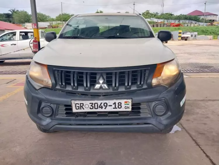 Mitsubishi L200 D/C GL Did