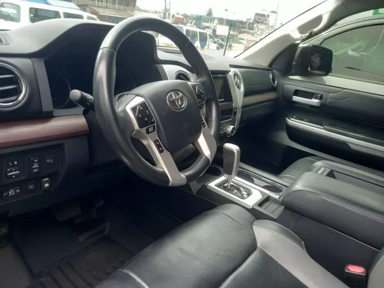 Toyota Tundra