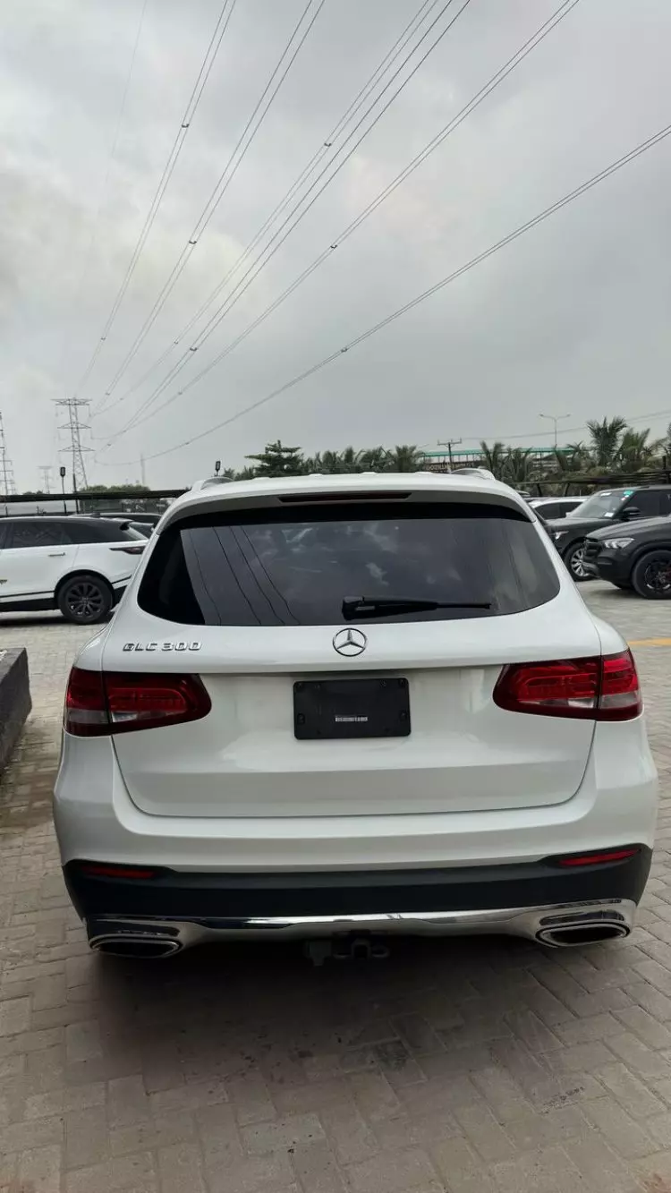 Mercedes-Benz GLC 300