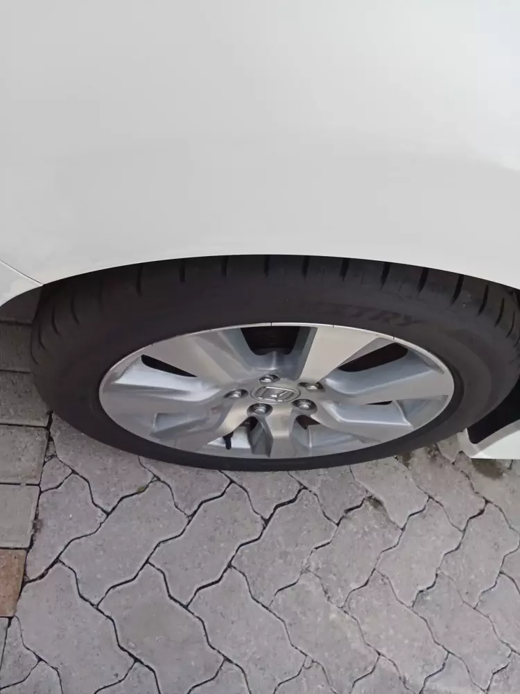 Honda Jade