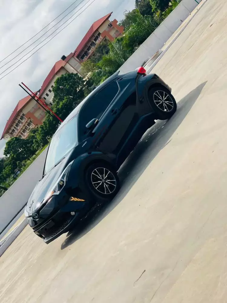 Toyota C-HR