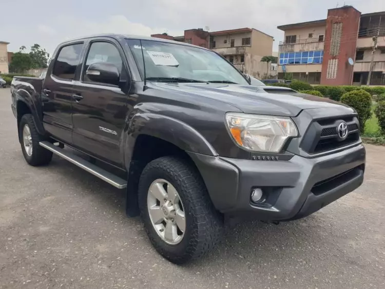 Toyota Tacoma