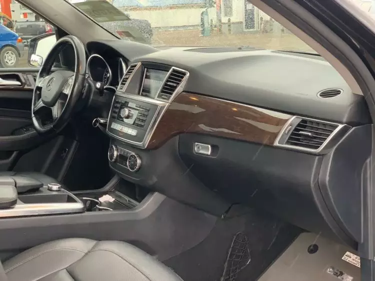 Mercedes-Benz ML 350
