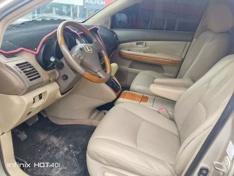 Lexus RX 330