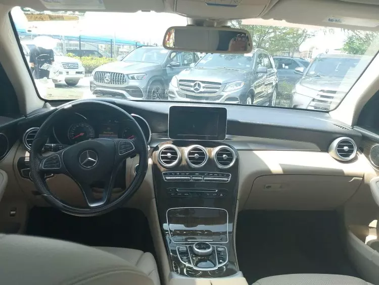 Mercedes-Benz GLC 300