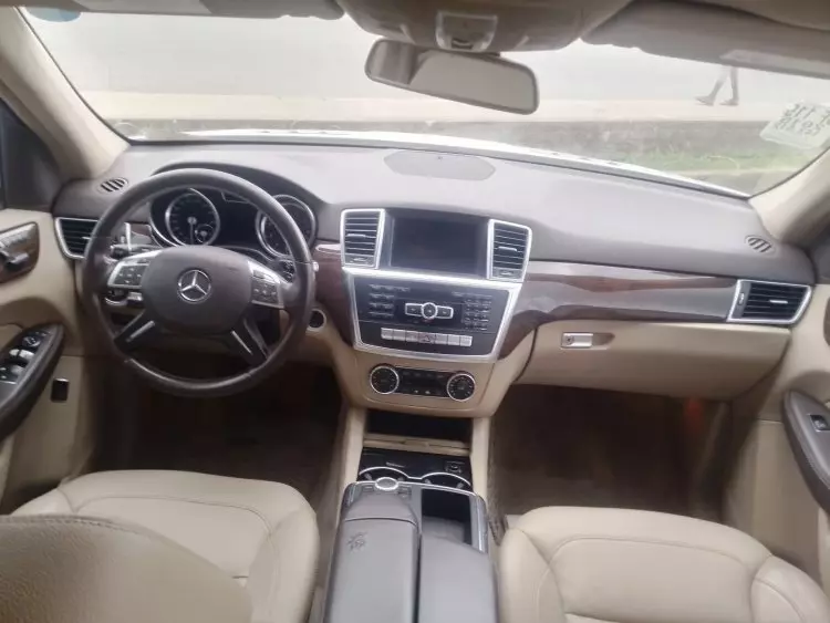 Mercedes-Benz ML 350