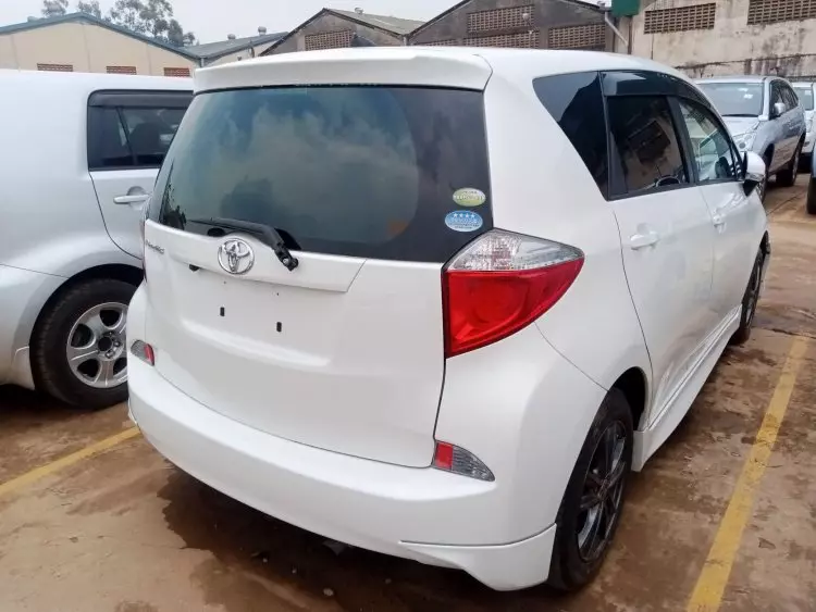 Toyota Ractis