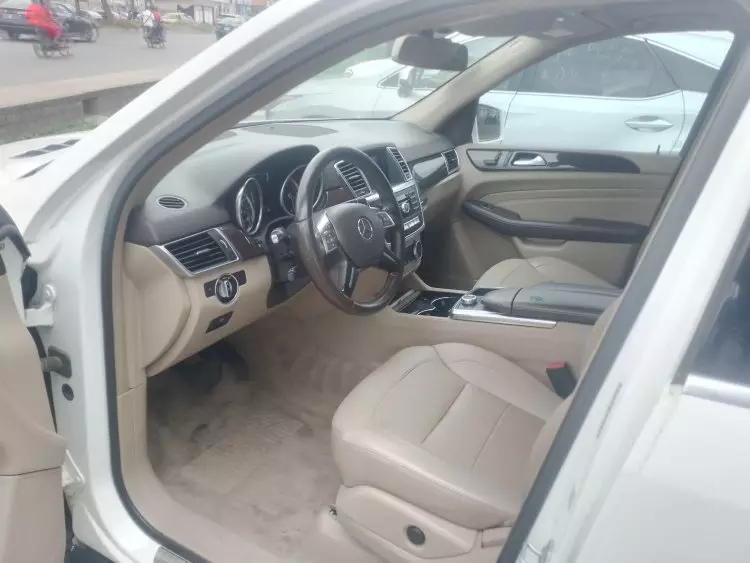 Mercedes-Benz ML 350