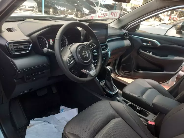 SUZUKI Grand Vitara