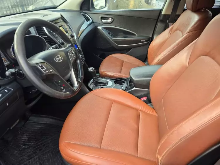 Hyundai Santa FE