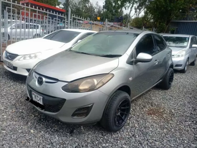 Mazda Demio