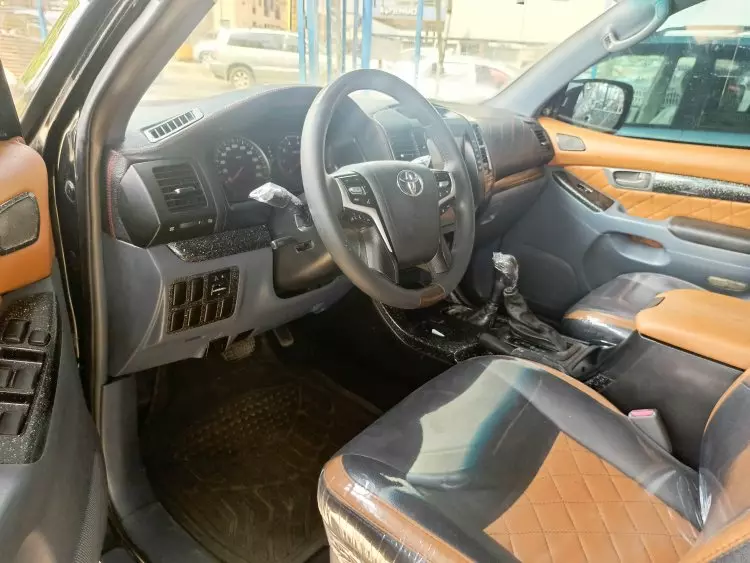 Toyota Land Cruiser Prado TX L