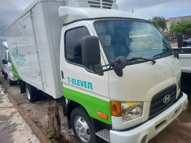 Hyundai Mighty