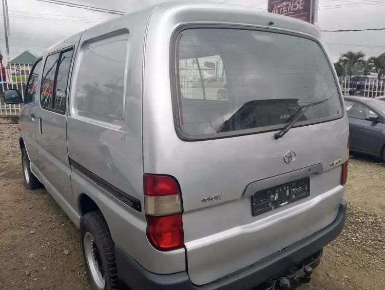 Toyota Hiace