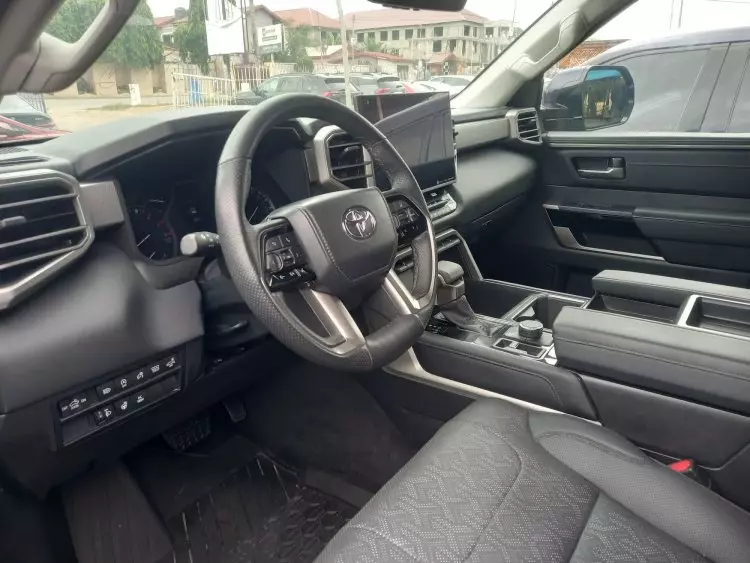 Toyota Tundra