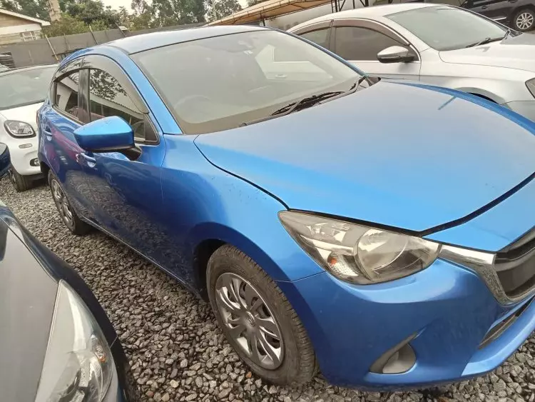 Mazda Demio