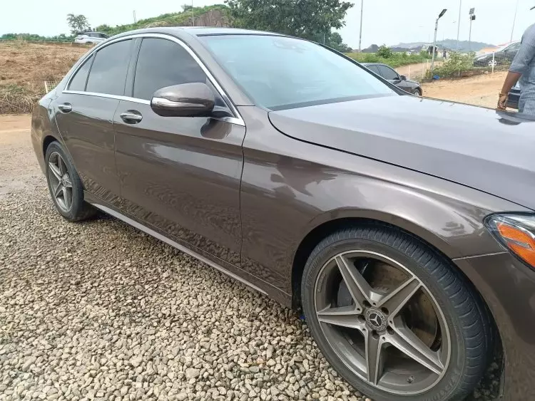 Mercedes-Benz C 400