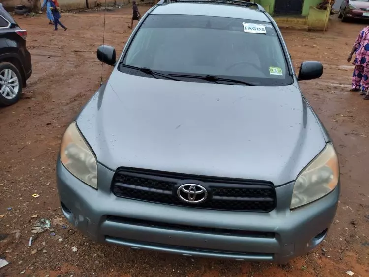 Toyota RAV 4