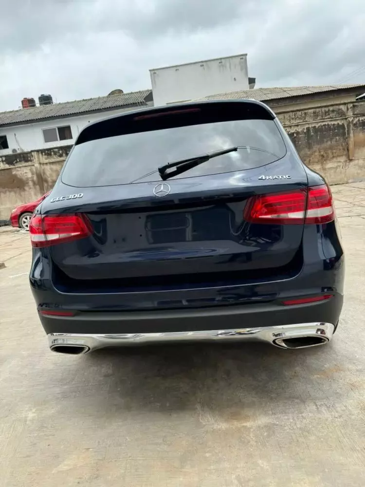 Mercedes-Benz GLC 300