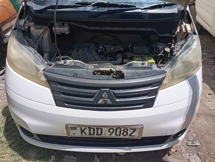 Mitsubishi Delica