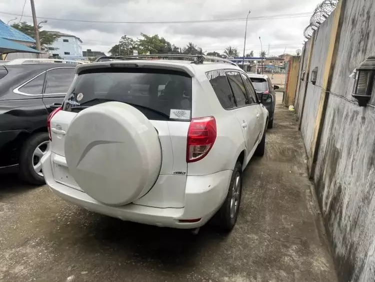 Toyota RAV 4