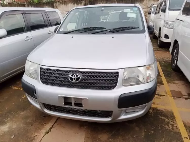 Toyota Succeed