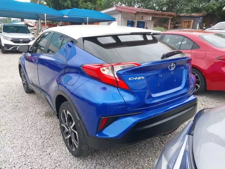 Toyota C-HR
