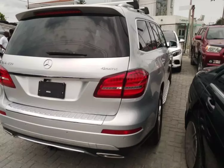 Mercedes-Benz GLS 450
