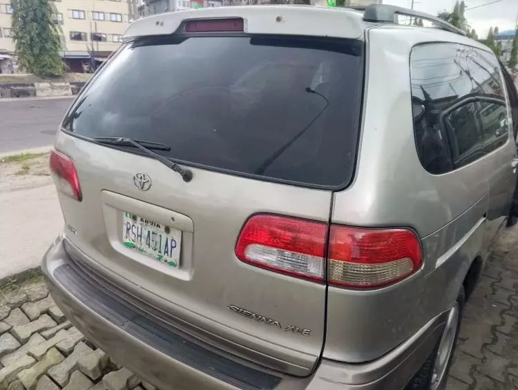 Toyota Sienna