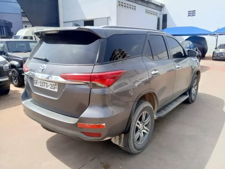 Toyota Fortuner