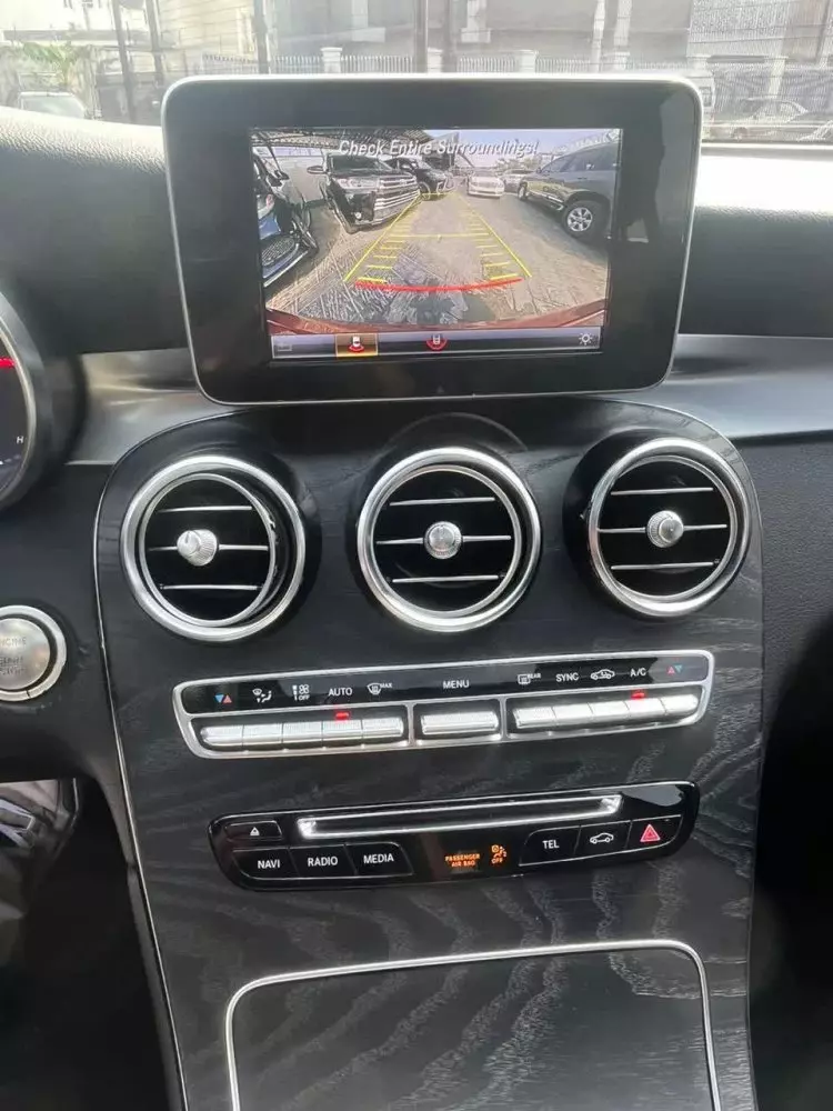 Mercedes-Benz GLC 300