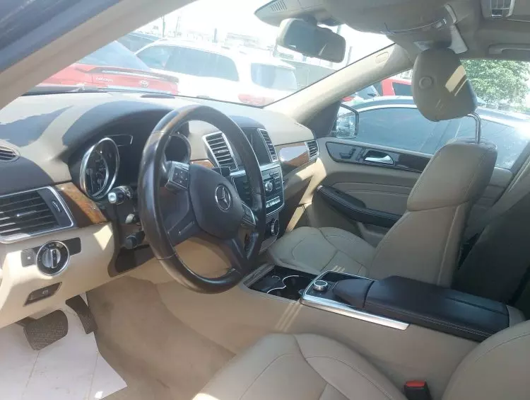 Mercedes-Benz ML 350