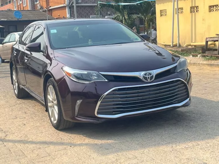 Toyota Avalon