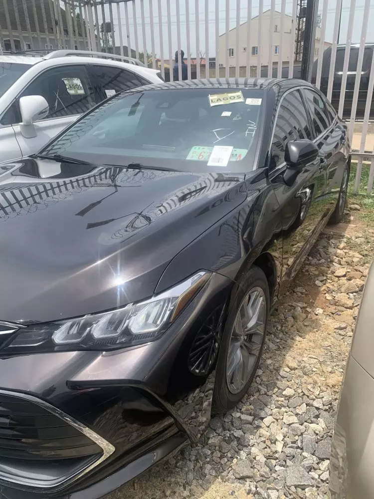 Toyota Avalon