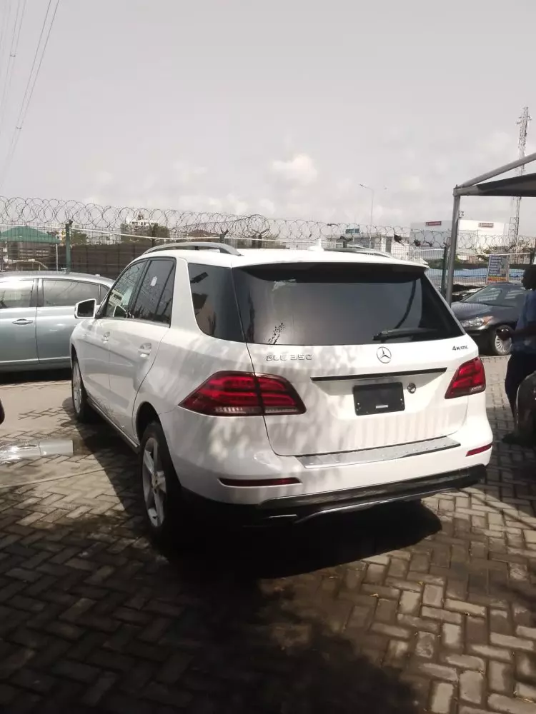 Mercedes-Benz GLE 350