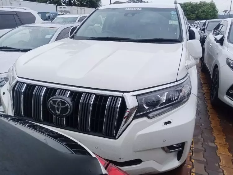 Toyota Landcruiser Prado