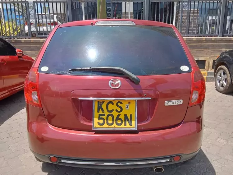Mazda Verisa