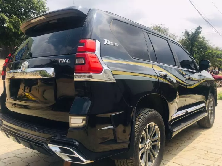 Toyota Land Cruiser Prado TX L