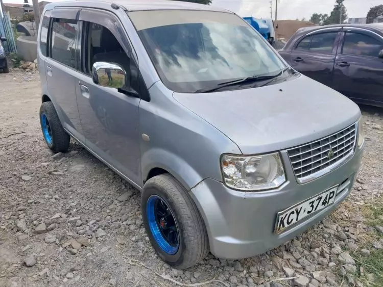 Mitsubishi EK wagon
