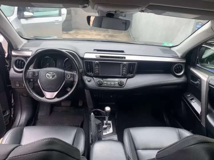 Toyota RAV 4