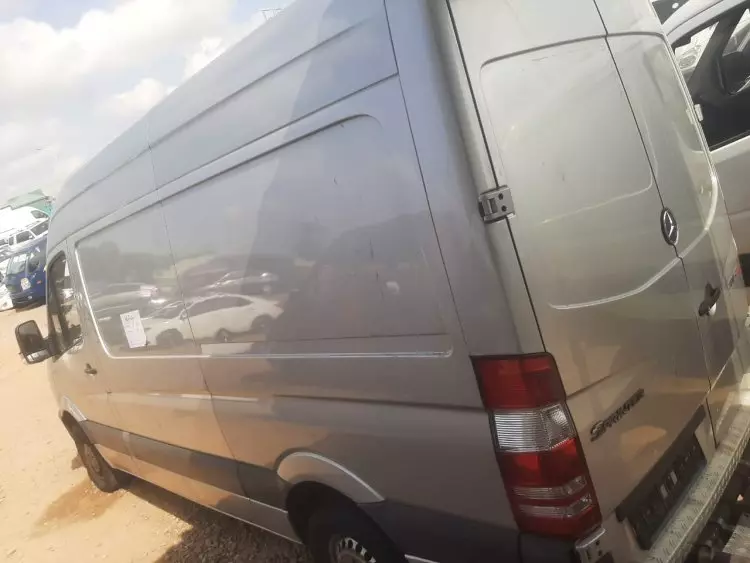 Mercedes-Benz Sprinter