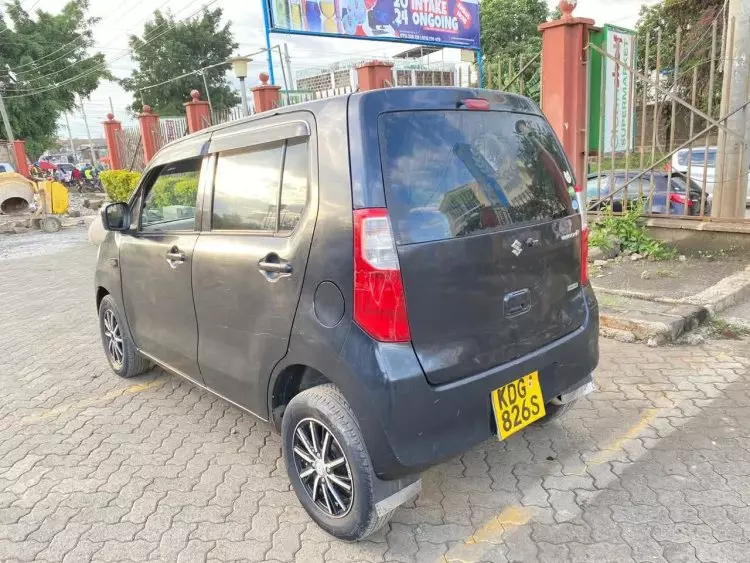 SUZUKI Wagon R