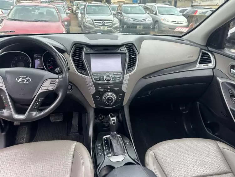 Hyundai Santa Fe