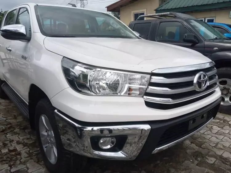 Toyota Hilux