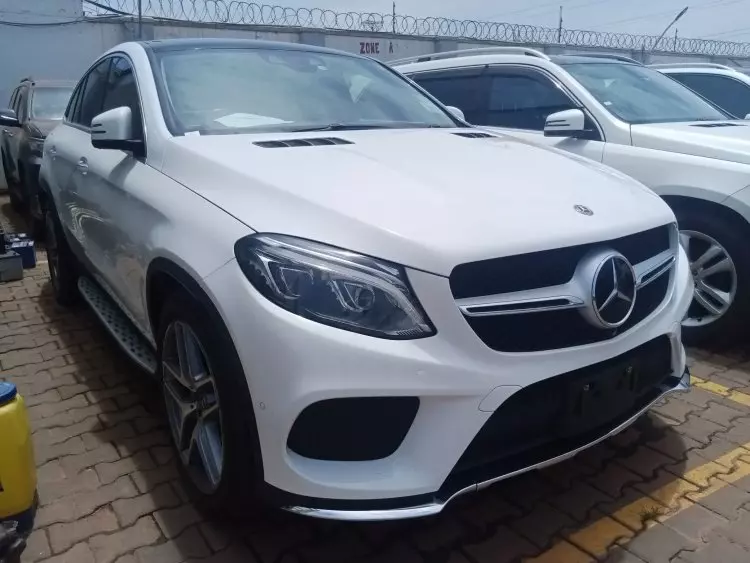 Mercedes-Benz GLE 350