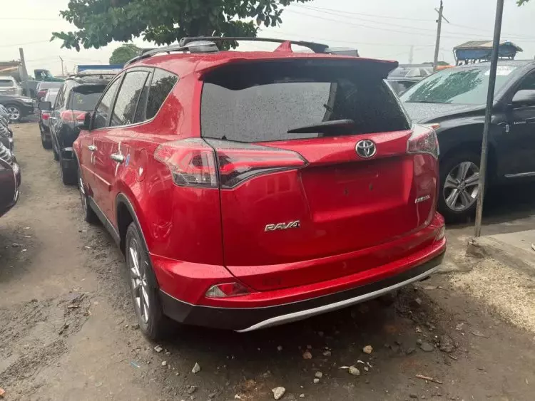 Toyota RAV 4